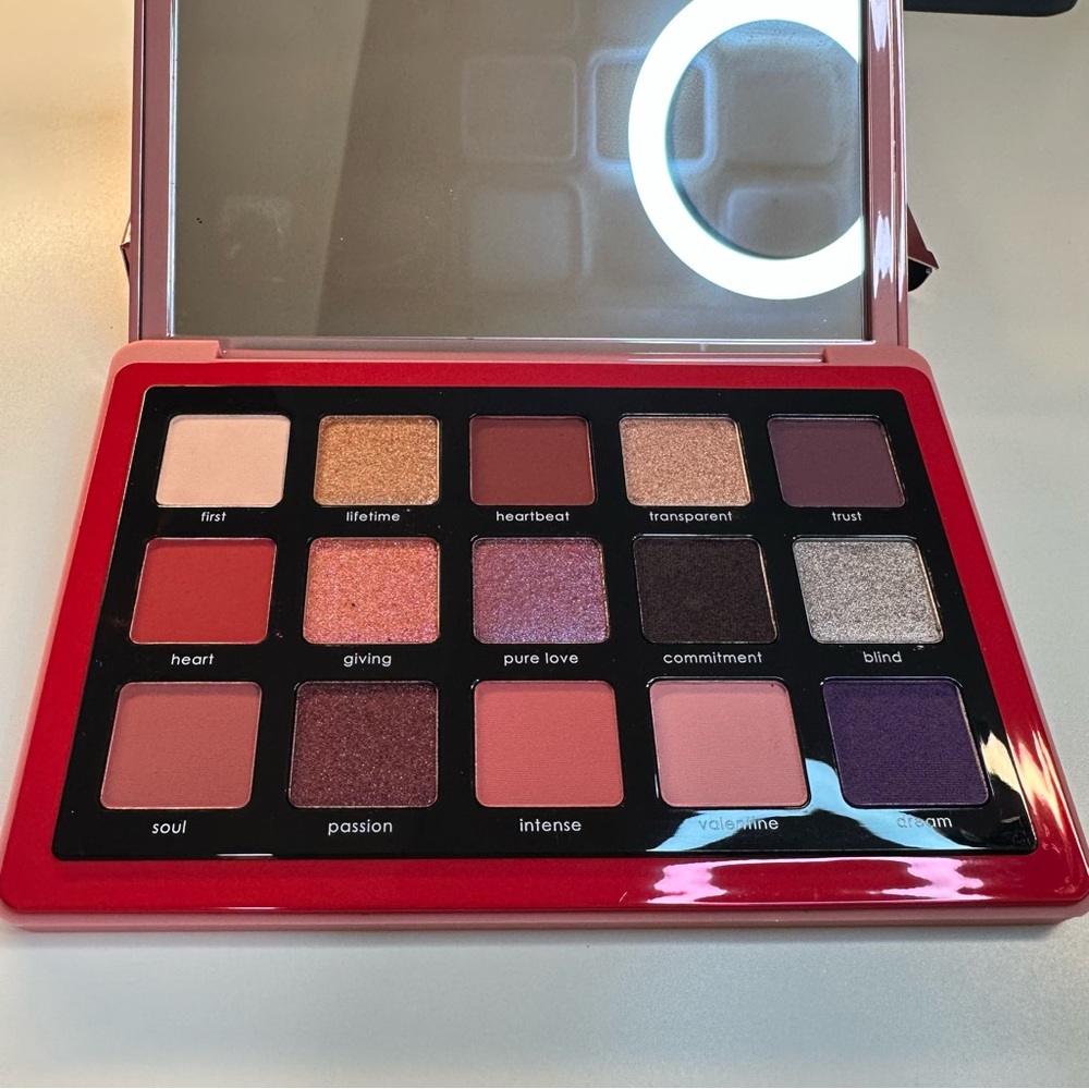 Natasha Denona Love Eyeshadow Palette New NTW BNIB Limited Edition